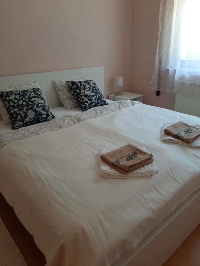 Villa Csilla elegant house Erd Esterno foto