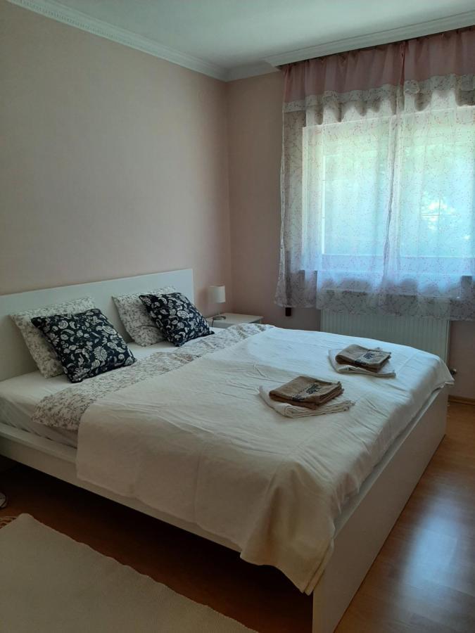 Villa Csilla elegant house Erd Esterno foto