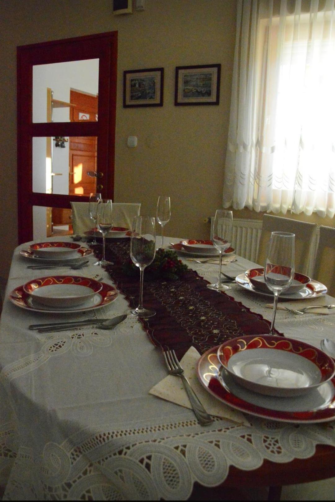 Villa Csilla elegant house Erd Esterno foto